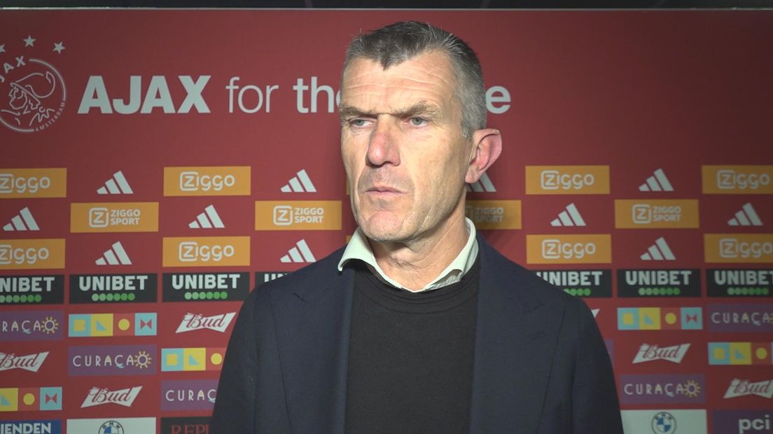 Excelsior-trainer Marinus Dijkhuizen: 'Het gebeurt niet vaak dat je baalt van een 2-2 gelijkspel bij Ajax'