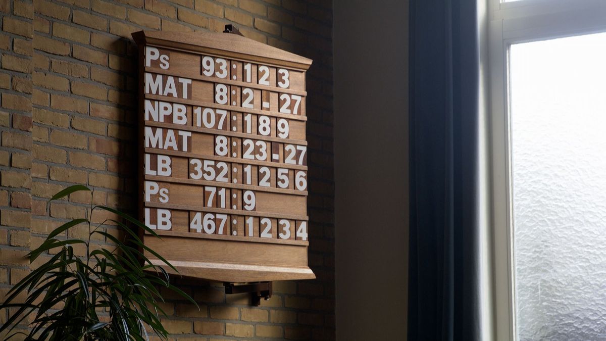 Gemeente Midden-Drenthe koopt kerk en pastoriewoning in Hooghalen