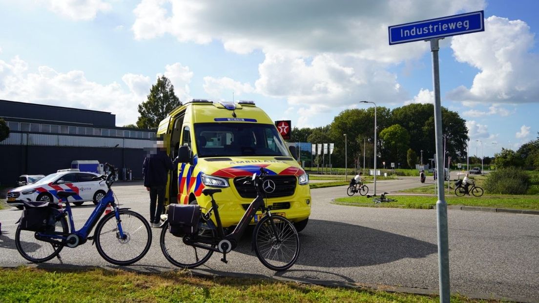 Fietsster gewond bij aanrijding in Hasselt.