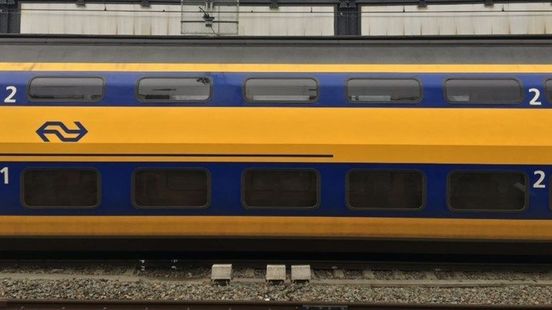 Minder treinen rond Arnhem door wisselstoring