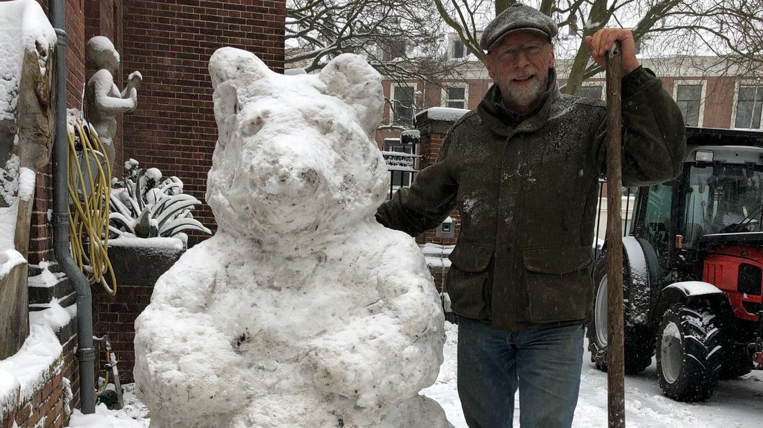 Geen sneeuwpop, maar een ijsbeer