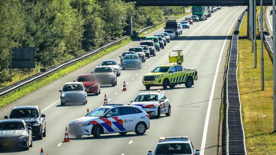 Motor rijdt fiets doormidden in Utrecht | Kettingbotsing A28 bij Amersfoort. Motor rijdt fiets doormidden in Utrecht | Kettingbotsing A28 bij Amersfoort.