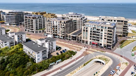Badplaats trekt meer mensen na metamorfose, veel winkels staan nog leeg: 'Eindelijk is boulevard af' Home