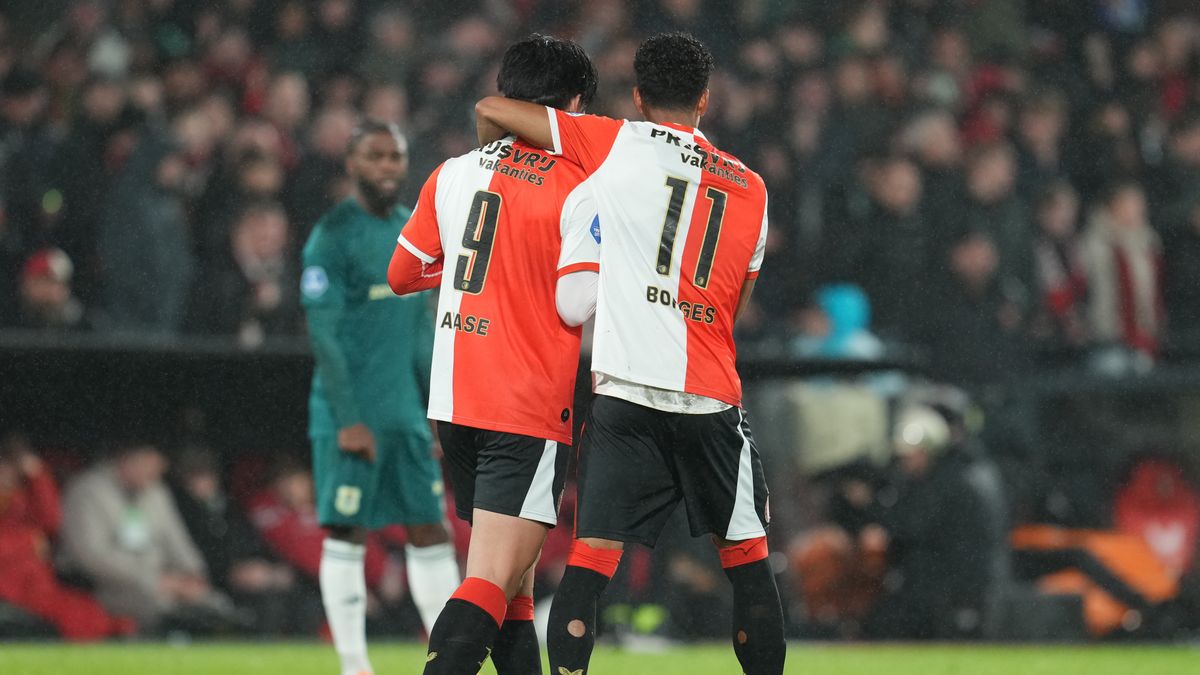 Live: Nog geen treffers in Almelo, PEC Zwolel op achterstand bij Feyenoord