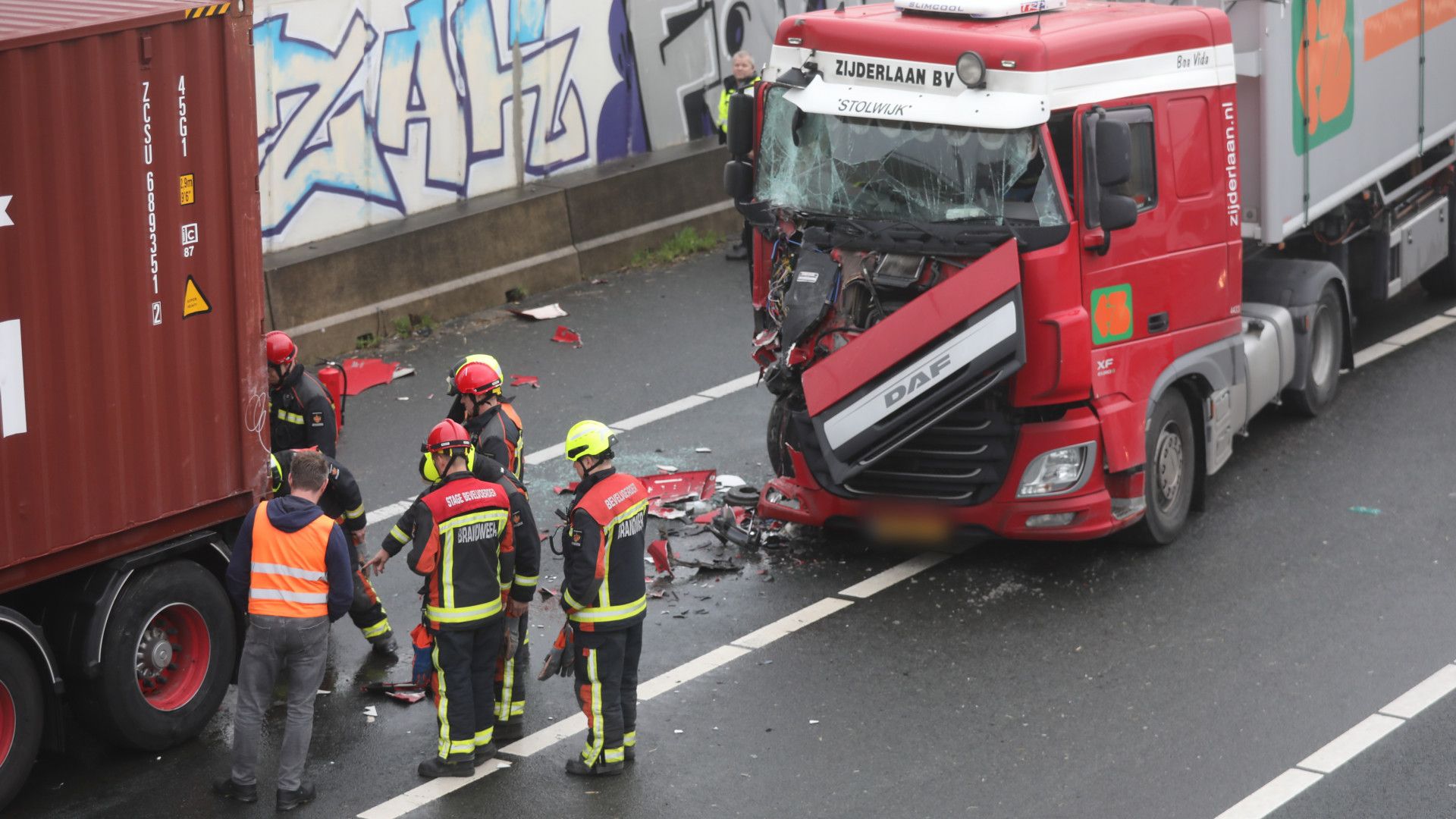 112-nieuws | Botsing Tussen Vrachtwagens - Verdachte Van Fietsen Gooien ...