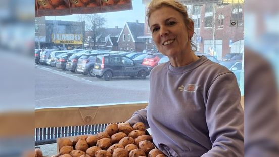 Zonder slaap staat Bianca in oliebollenkraam: ‘De belangrijkste dag vandaag’