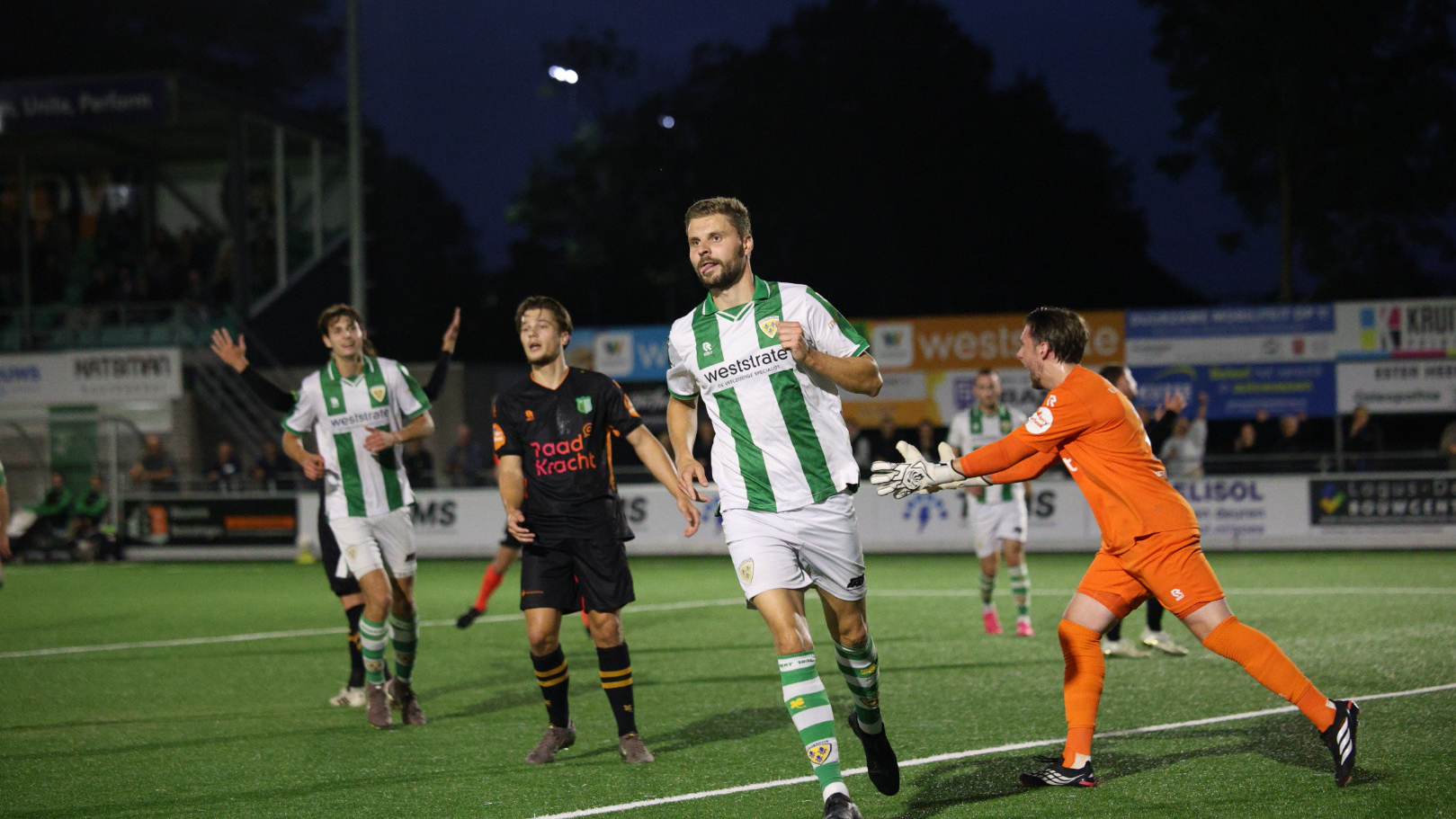 Kloetinge walst met bliksemstart over Achilles Veen heen en gaat voor het eerst in jaren naar hoofdtoernooi KNVB Beker