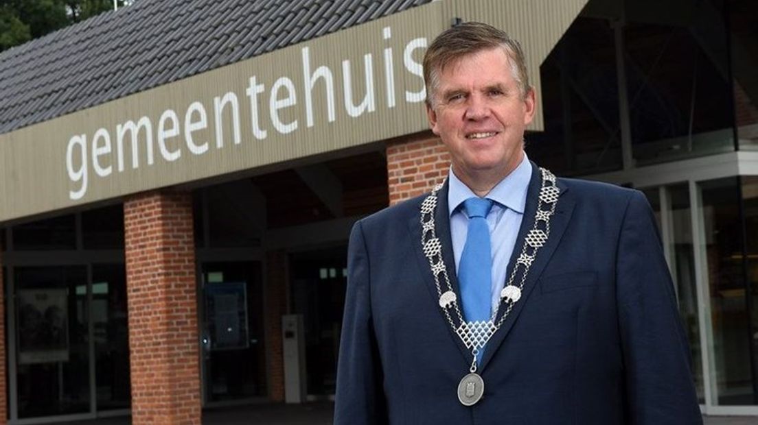 Burgemeester Baars van Ermelo stapt op.