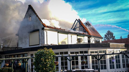 Grote uitslaande brand in zalencentrum