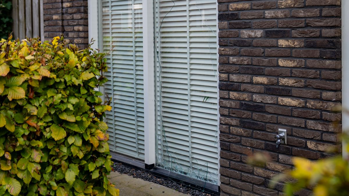 Politie zoekt getuigen van explosie in Deventer