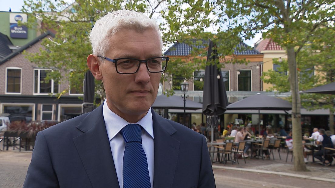 Burgemeester Out van Assen is bezorgd over de inzet van politie (Rechten: RTV Drenthe)