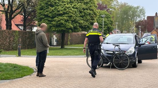 112 Nieuws: Geen treinen tussen Deventer en Hengelo | Fietser gewond na aanrijding in Enter. 112 Nieuws: Geen treinen tussen Deventer en Hengelo | Fietser gewond na aanrijding in Enter.