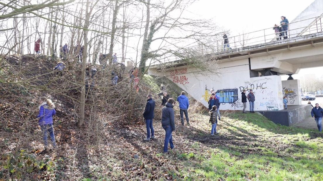 Er werd druk gezocht naar het gouden ei in Delden