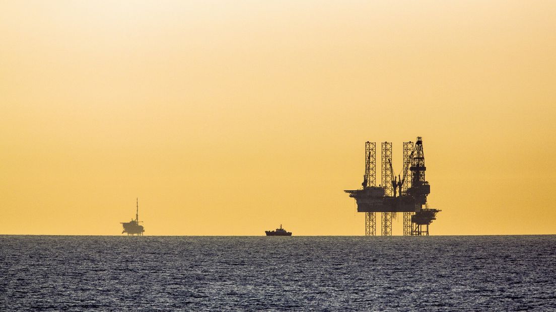 Een boorplatform op de Noordzee