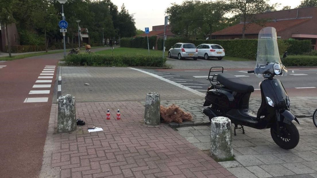 Scooterrijdster gewond bij ongeluk in Almelo