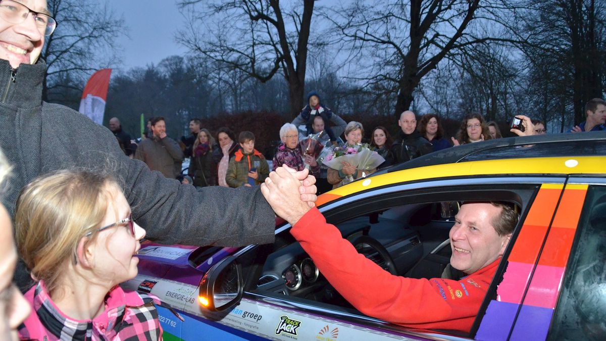 Deelnemers Mystery Roads Rally na 8000 kilometer weer terug in Laag Zuthem