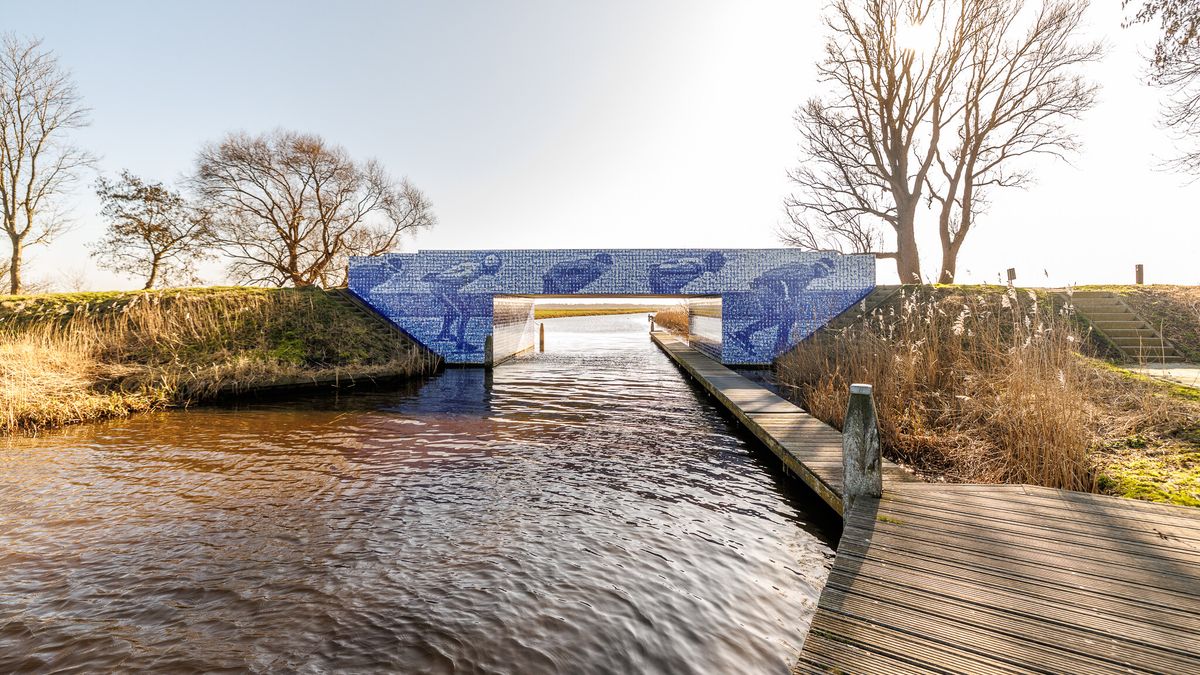 Iconische Tegeltjesbrug in Gytsjerk volgend jaar voltooid, mits genoeg aanmeldingen