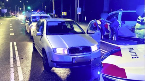 Politie geeft middelvinger terug aan mannen die zonder te betalen wegrijden bij tankstation