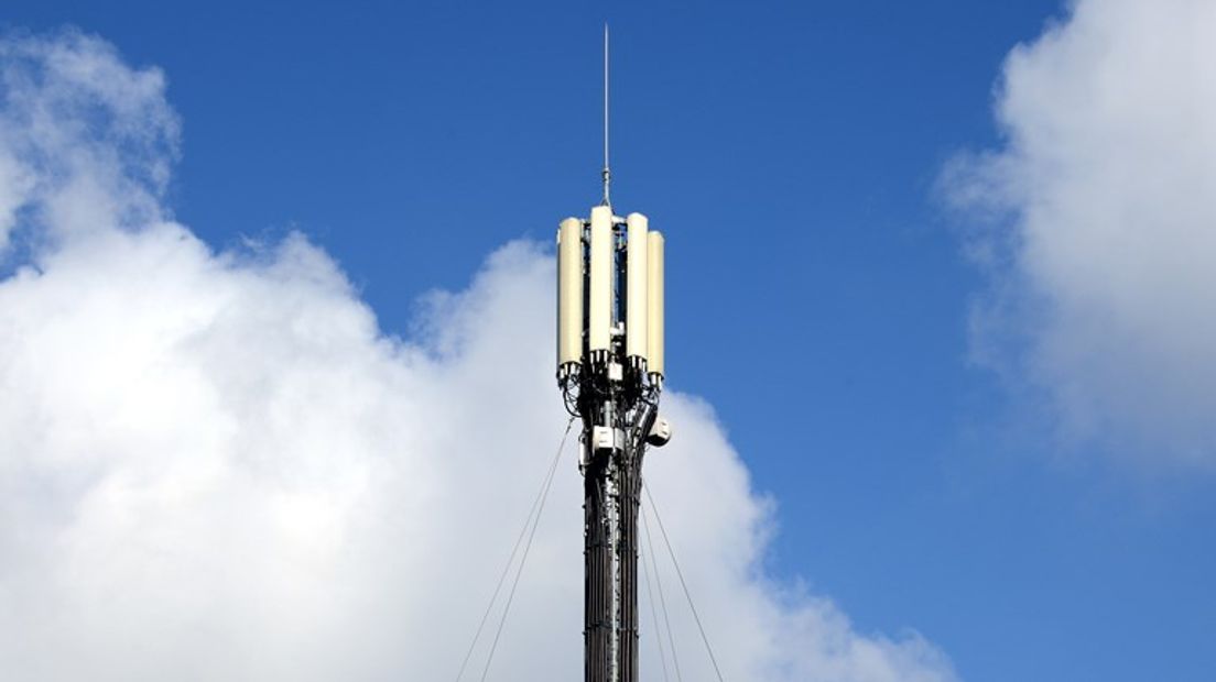 Er komt een GSM-mast in Woold, bij Winterswijk. Rond het Achterhoekse buurtschap is zelfs het noodnummer 112 soms niet te bereiken door de slechte dekking van het mobiele netwerk.