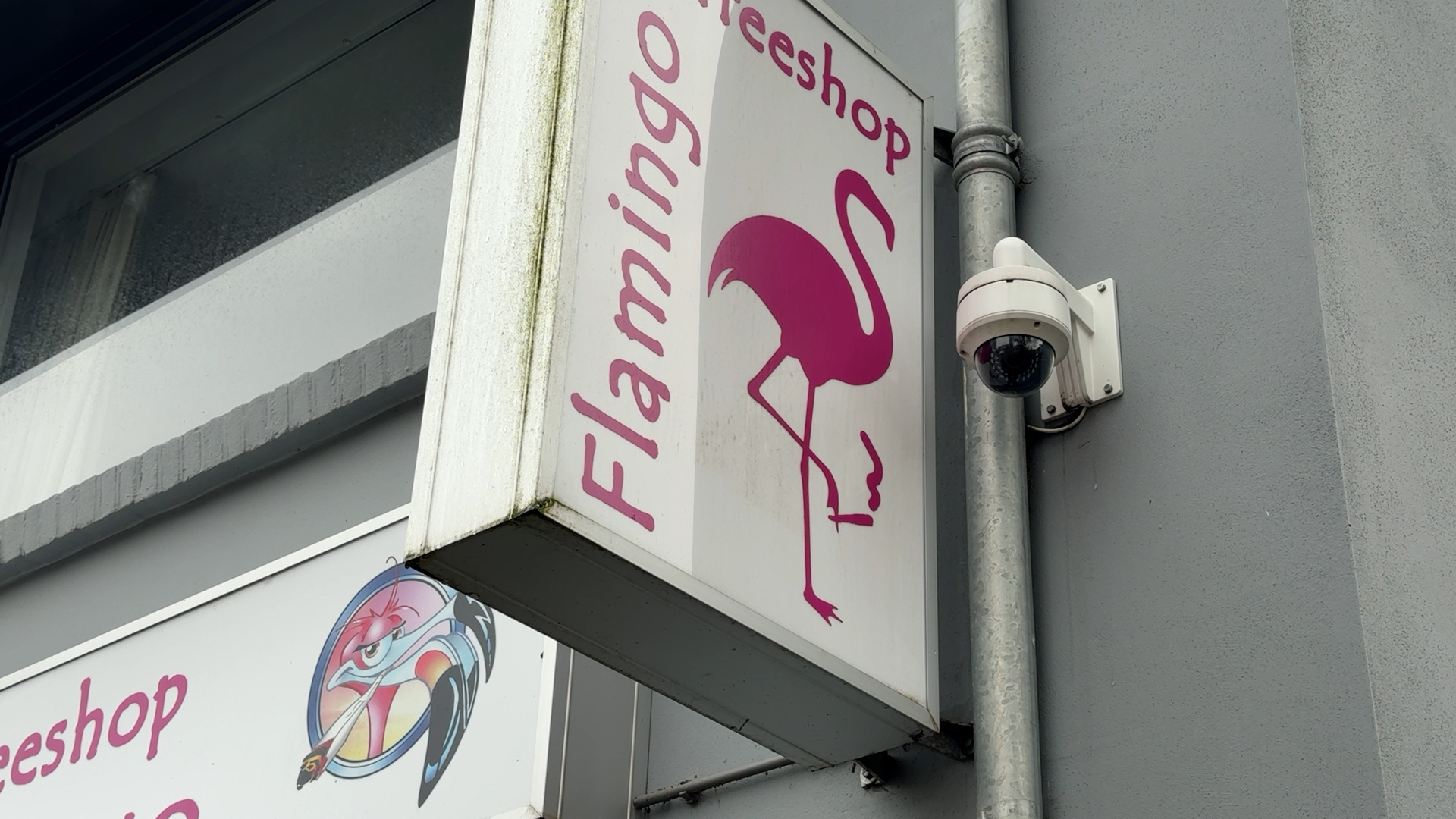 3 weken sluiting voor coffeeshop Driebergen na explosie: 'Ik ben blij dat ik geen brandwonden heb'