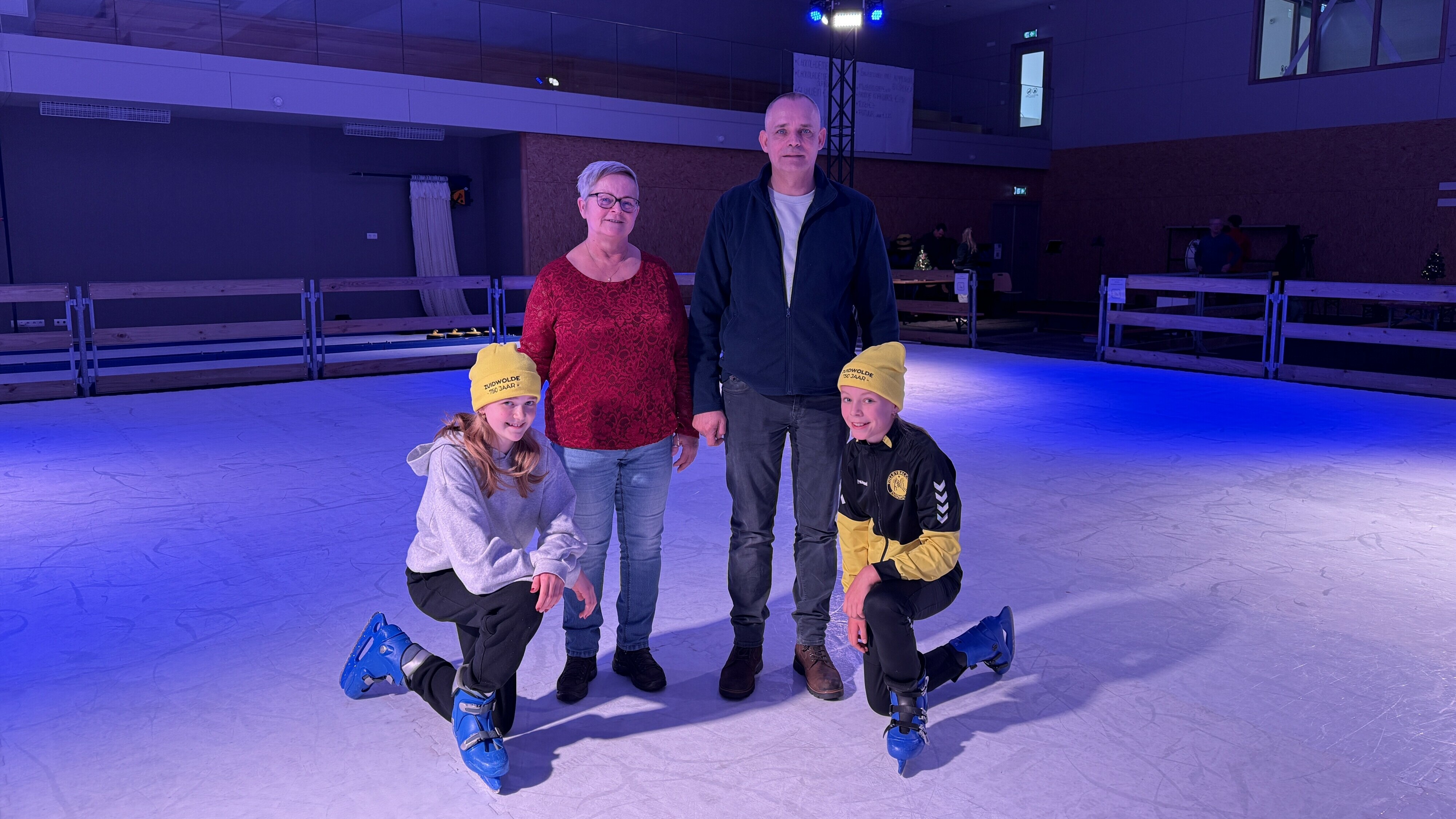 Van krakend natuurijs naar gladde kunststofvloer: schaatspret ondanks dooi