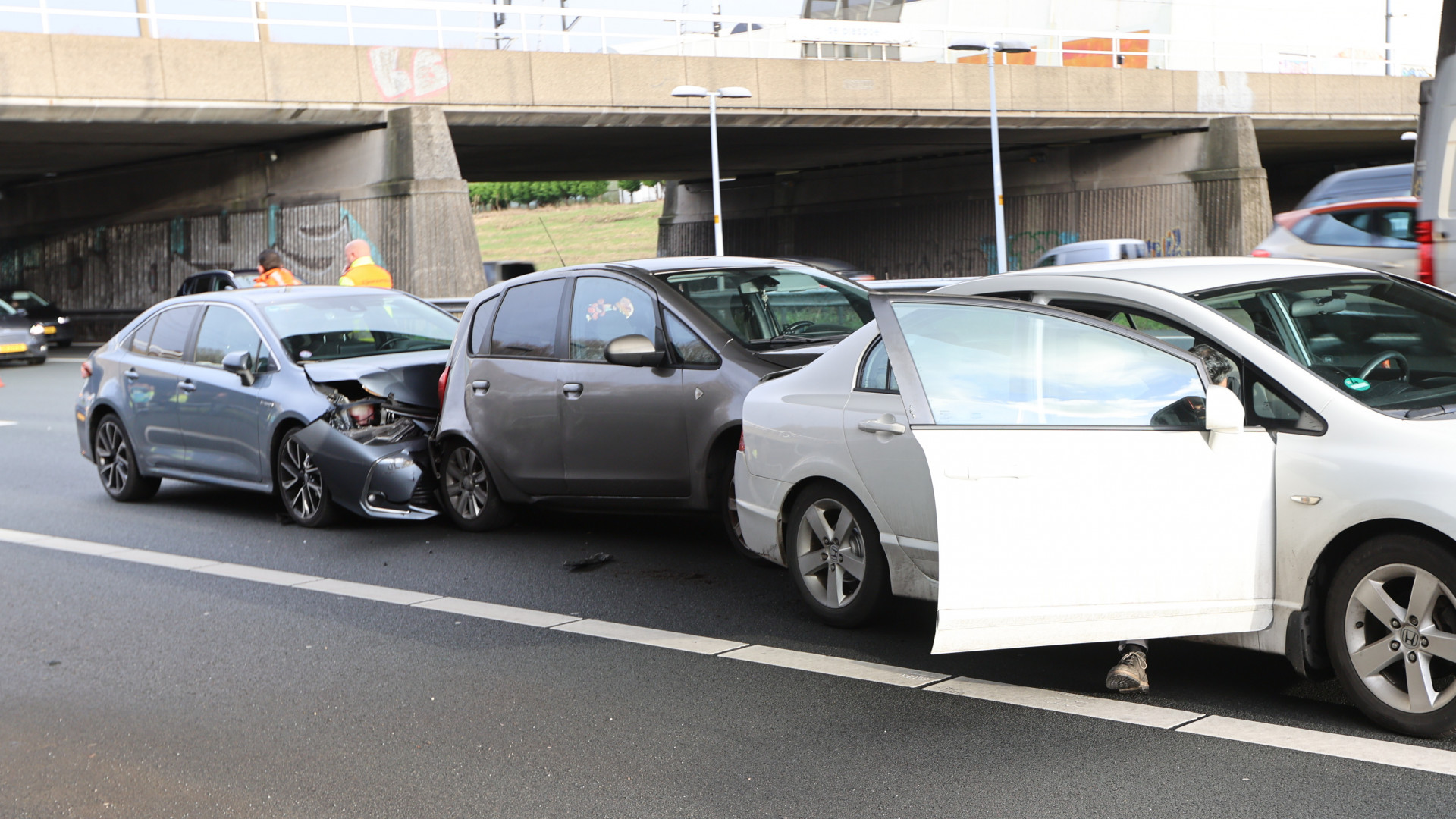 Zes Auto's Botsen Op Elkaar Op A20 - Omroep West