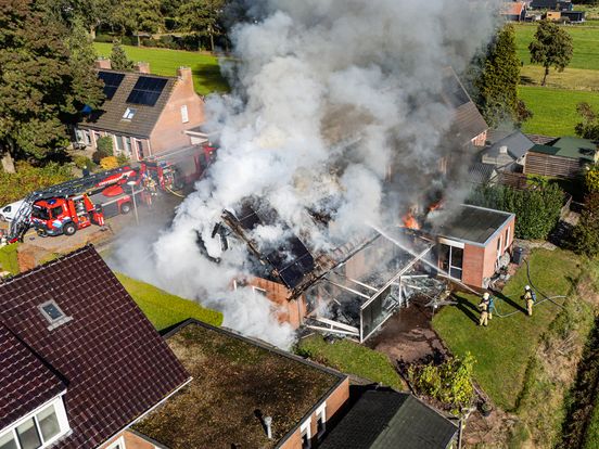 Brand meester bij woningbrand in Steenwijksmoer
