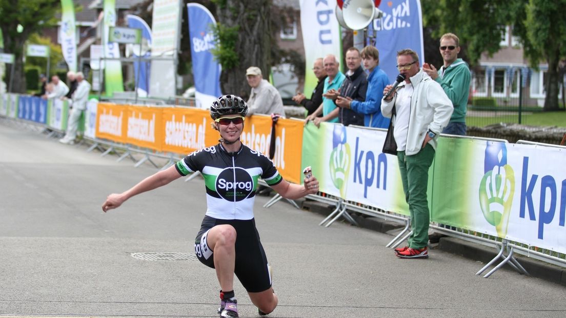 Elma de Vries viert haar achtste titel