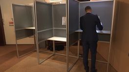 Burgemeester Spoelstra stemt voor het eerst in zijn gemeente