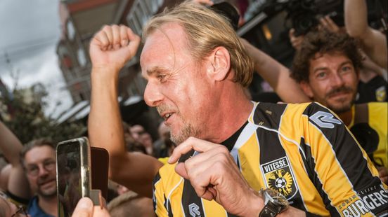 Michel Schaay: 'Ik zit nu lekker op de tribune bij Vitesse, daarvoor heb ik dit gedaan'