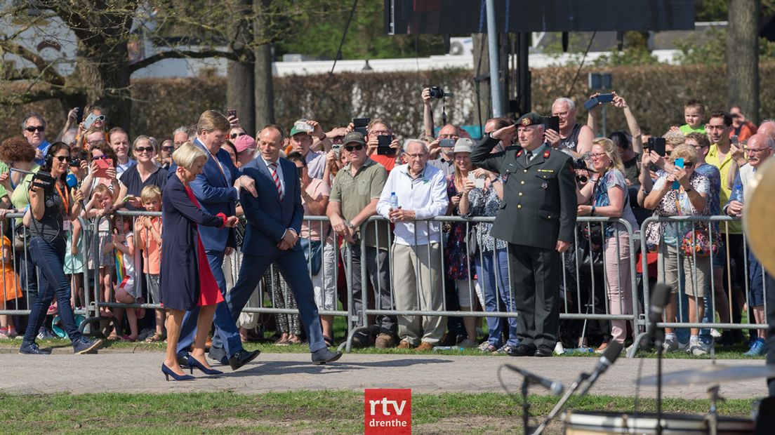 Minne Wiersma en koning Willem-Alexander (Rechten: Kim Stellingwerf)