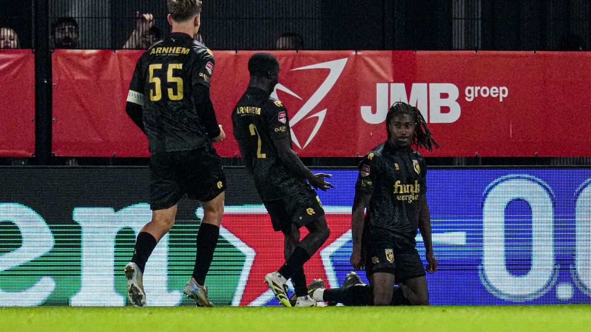 Bokser Camara slaat opponent knock-out • Pinto tegen MVV bij Vitesse • nieuwe klus Cornelisse