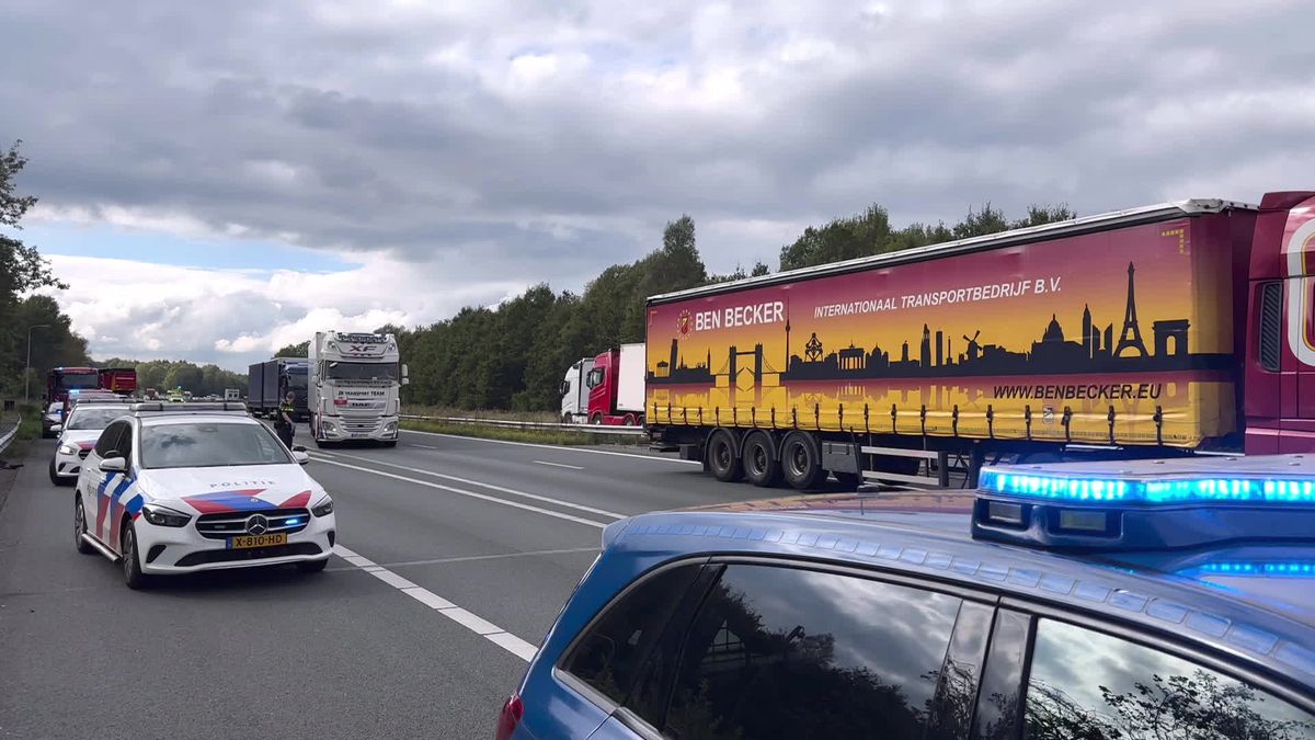 Dodelijk ongeval op A1 bij De Lutte, snelweg dicht