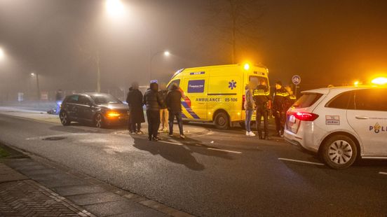 112 Nieuws: Bestuurder fatbike gewond na aanrijding met auto in Hengelo. 112 Nieuws: Bestuurder fatbike gewond na aanrijding met auto in Hengelo.