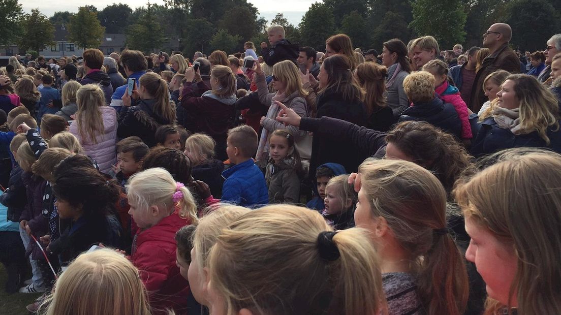 Honderden kinderen laten zich bellen in Enschede