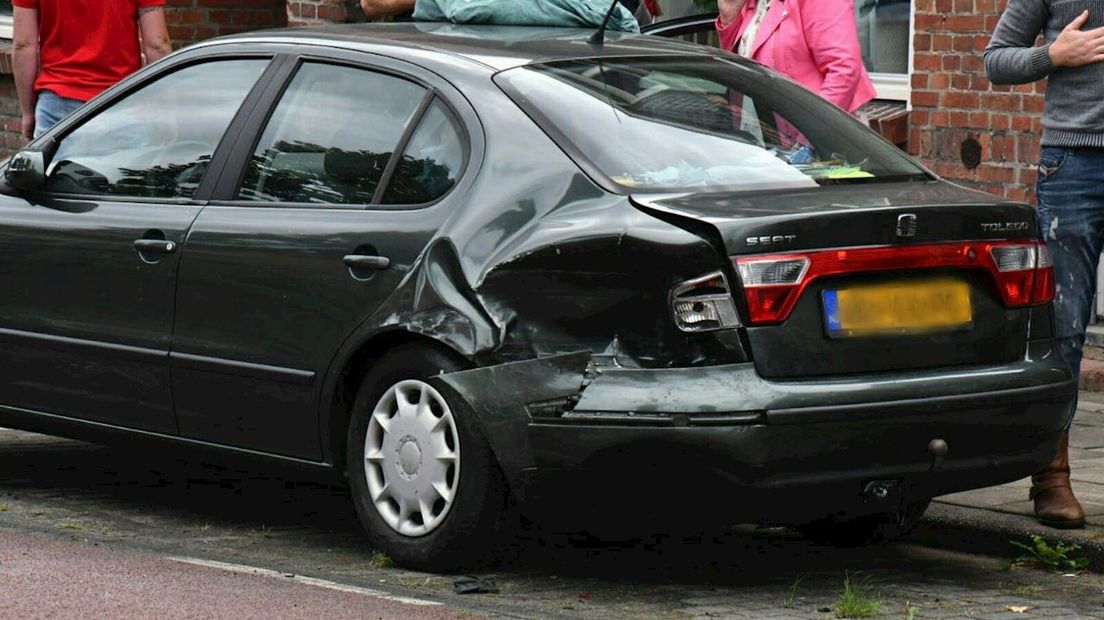 Automobiliste aangehouden na veroorzaken eenzijdig ongeval in Enschede