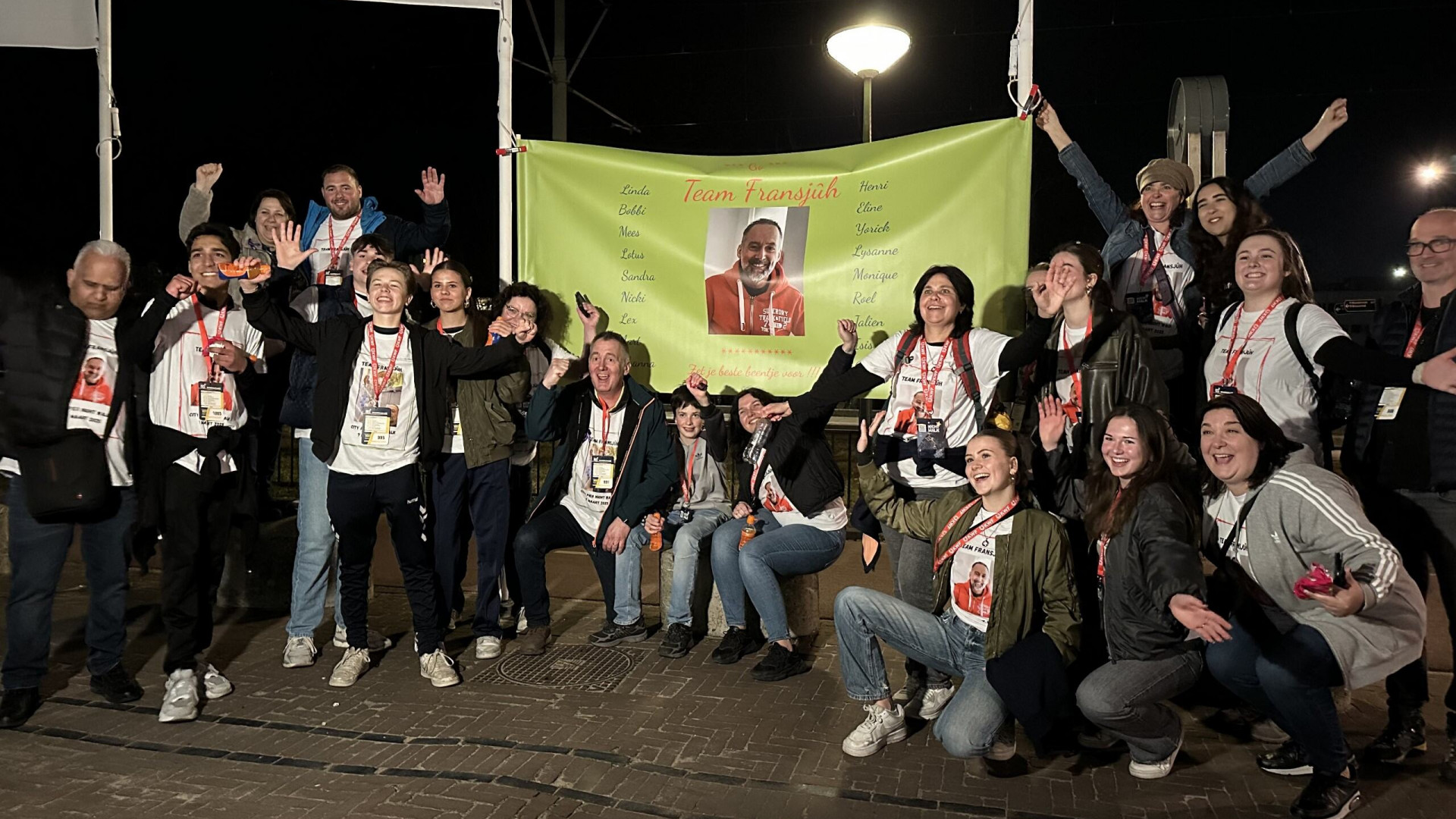 Team Fransje in de buurt van Madurodam