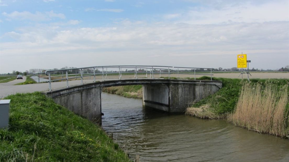 De brug De Dieftil wordt vervangen door een nieuw exemplaar.