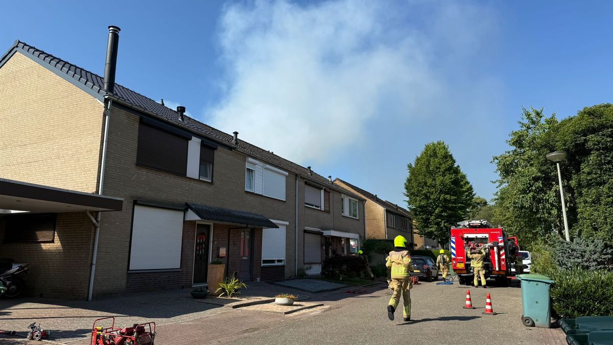 Twee woningen onbewoonbaar na woningbrand in Stramproy