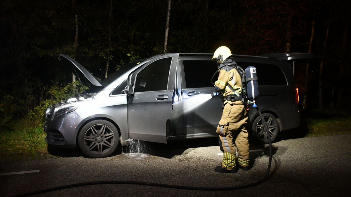 112 Nieuws: Traumahelikopter land bij Kamperveen voor slachtoffer vermoedelijk steekincident | Verke