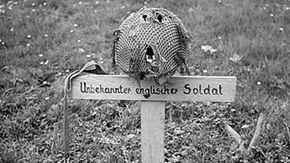 Het Airborne Museum in Oosterbeek krijgt zondag een set militaire onderscheidingen aangeboden met een bijzondere achtergrond.De decoraties zijn van sergeant Edwart Hartley die op 21 september 1944 sneuvelde bij gevechten in de buurt van het Kerkepad in Oosterbeek Laag.