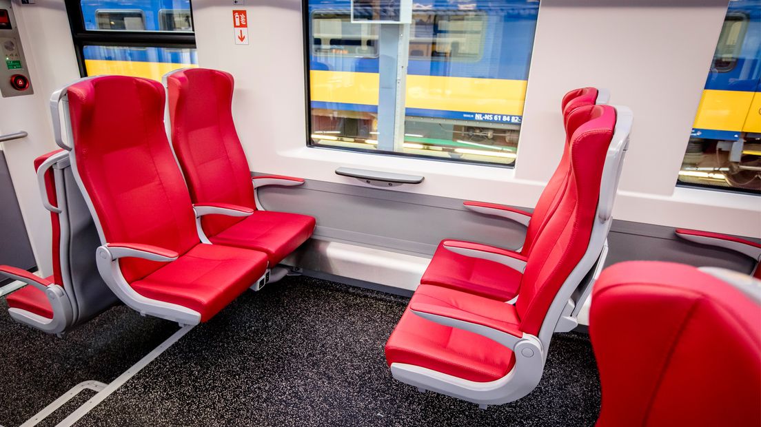 Het interieur van de eerste klasse.