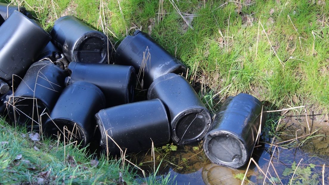 Vaten aangetroffen bij Oud-Vossemeer