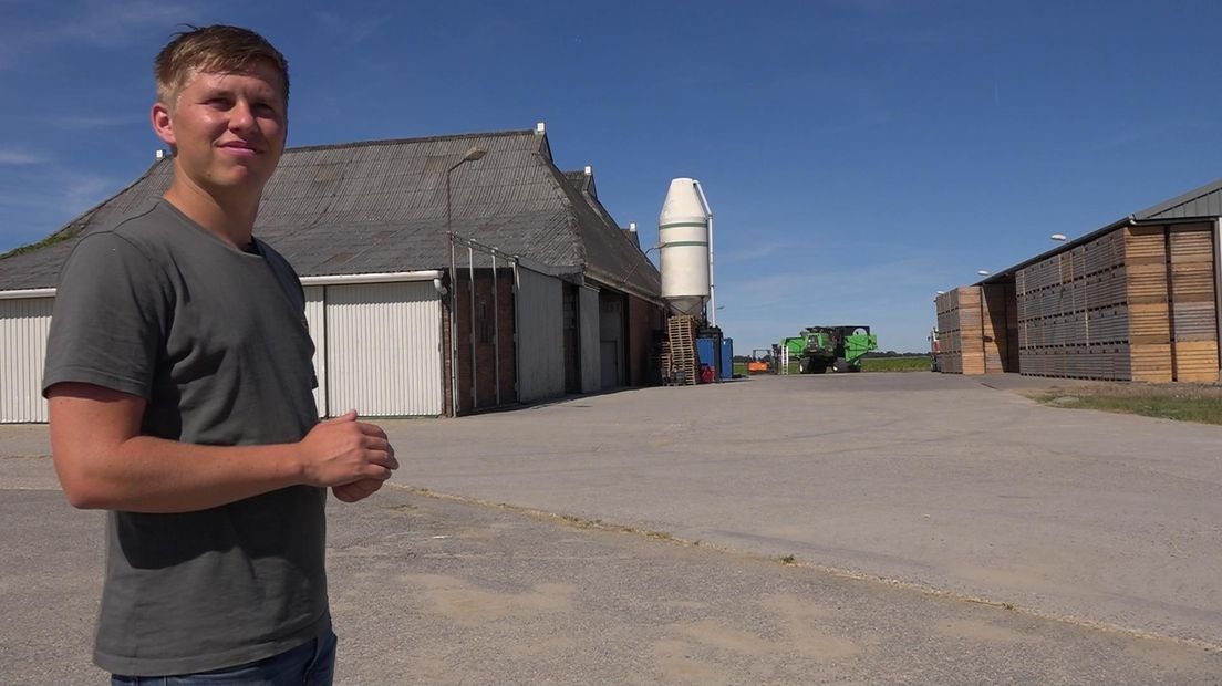 Anema kijkt uit over het Groningse landschap