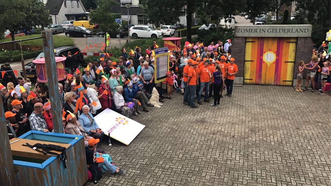 Van 7 tot en met 25 augustus trekt Angelique Krüger door de provincie, op zoek naar de 'Mooiste plaats van Gelderland'. Vandaag zijn we in IJzendoorn. In dit blog houden we je op de hoogte van de verrichtingen van het team en de laatste ontwikkelingen.