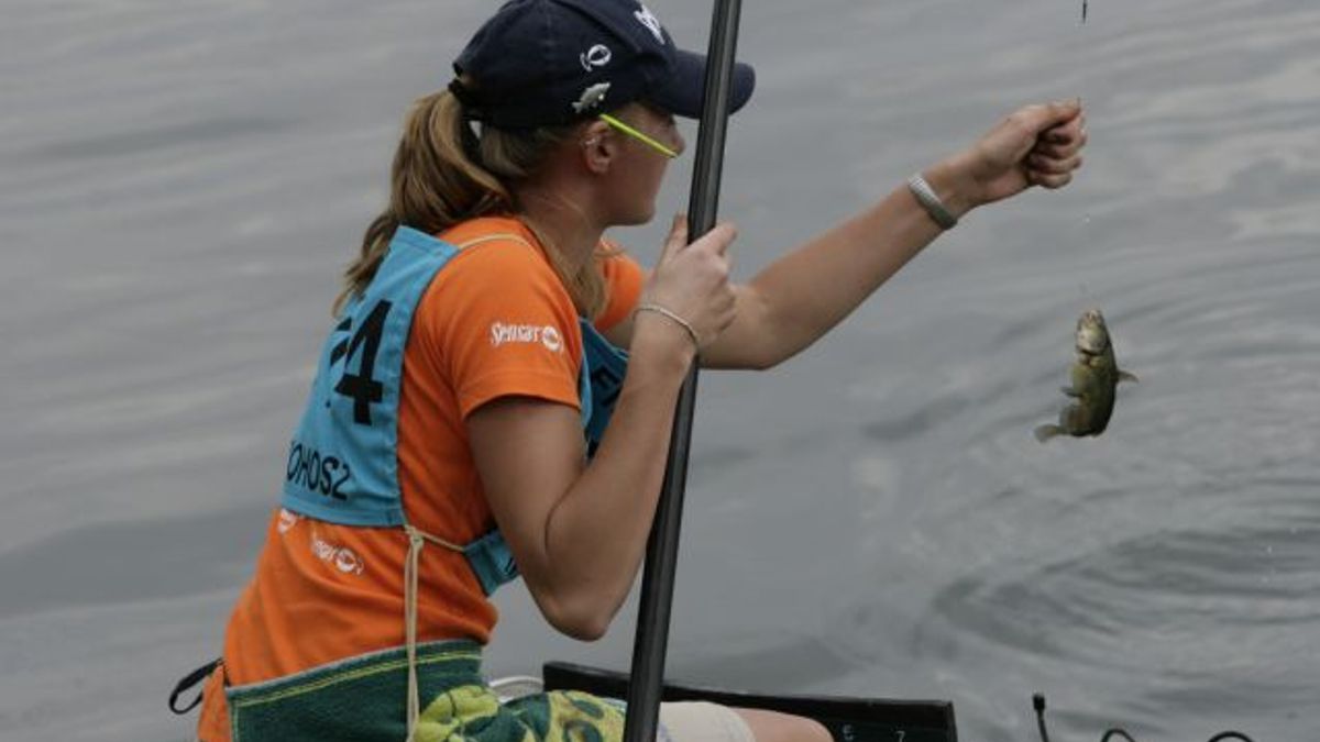 Drentse meiden staan hun mannetje