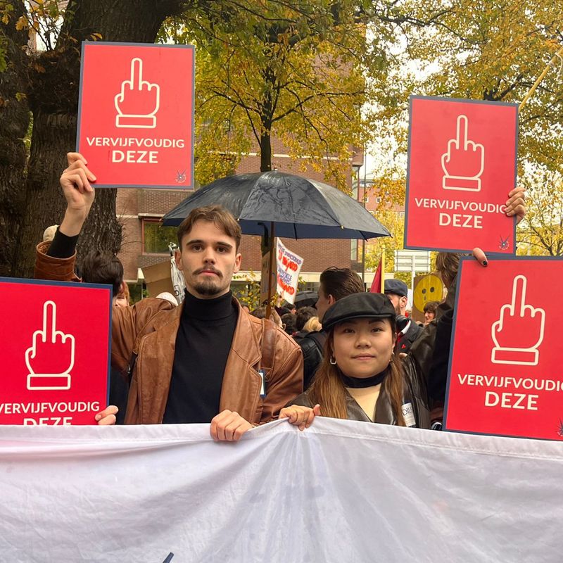 Fel protest tegen renteverhoging studieschuld 