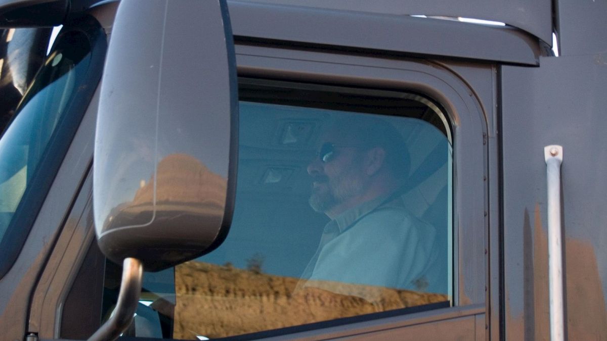 FNV stelt dat Deventer transportbedrijf Litouwse chauffeurs onderbetaalt en stelt ultimatum