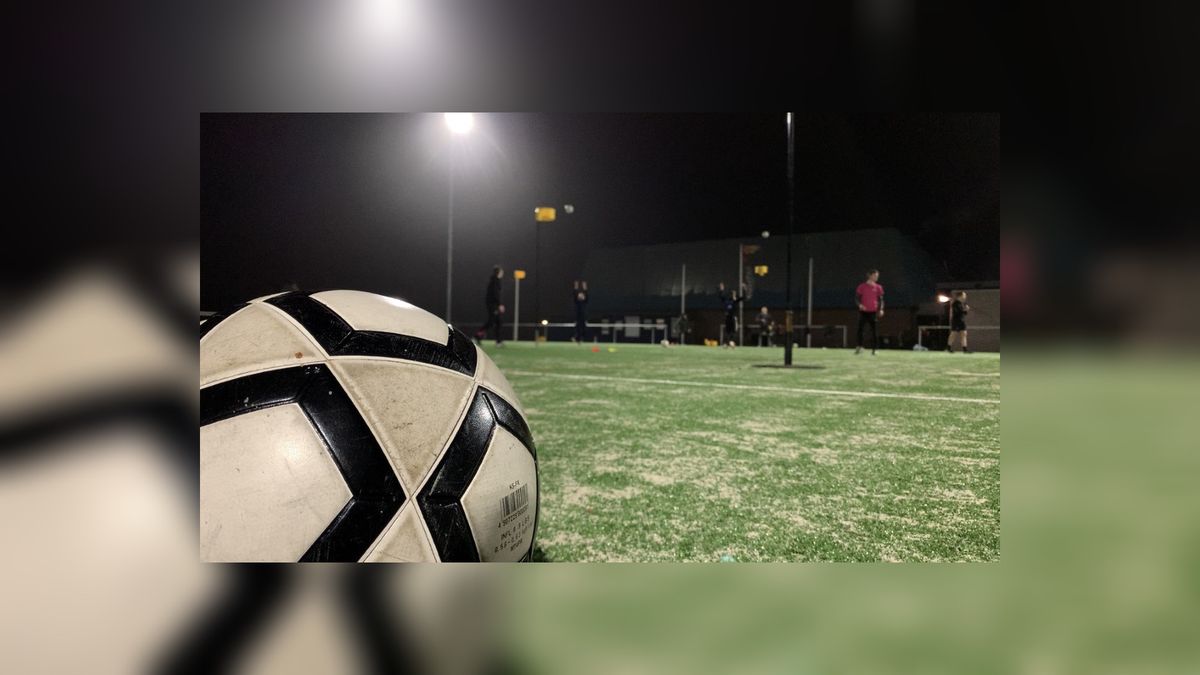 Korfballers Oentsjerk kunnen eindelijk weer trainen: 