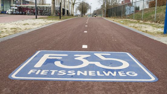 Miljoenen voor aanpak ongeluksplekken en fietsveiligheid. Miljoenen voor aanpak ongeluksplekken en fietsveiligheid.